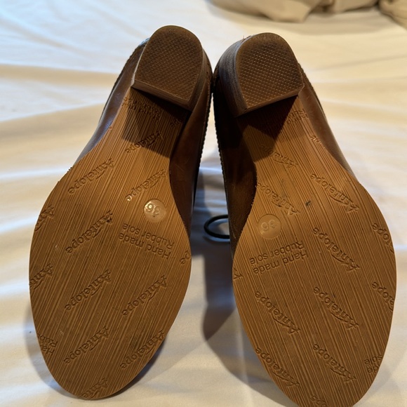 Antelope bootie, brown, size 36 (US6) - Picture 7 of 11